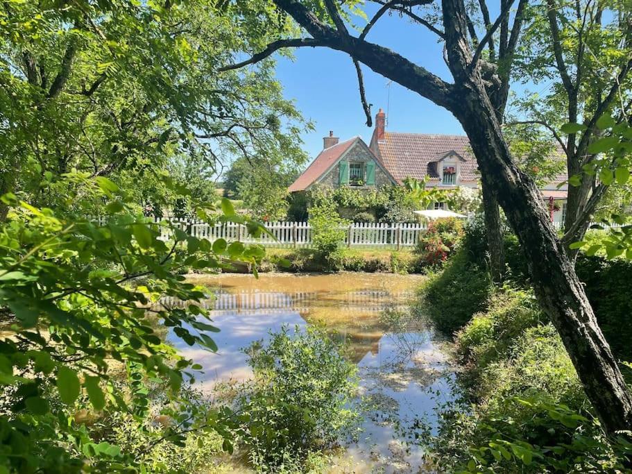 Gite Nature La Carillonnerie Villa Bossay-sur-Claise Exterior photo