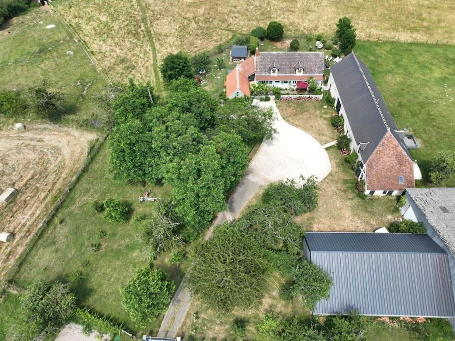 Gite Nature La Carillonnerie Villa Bossay-sur-Claise Exterior photo